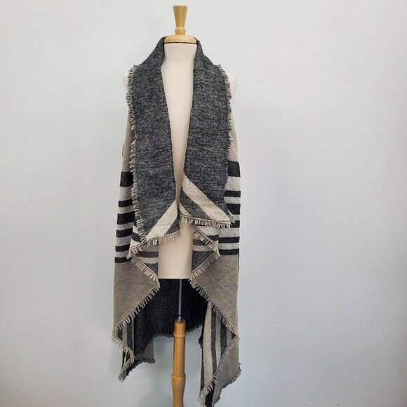 Womens One Size Cardigan Vest Waterfall Open Front Striped Fringe Hem Gray Black - Picture 2 of 13
